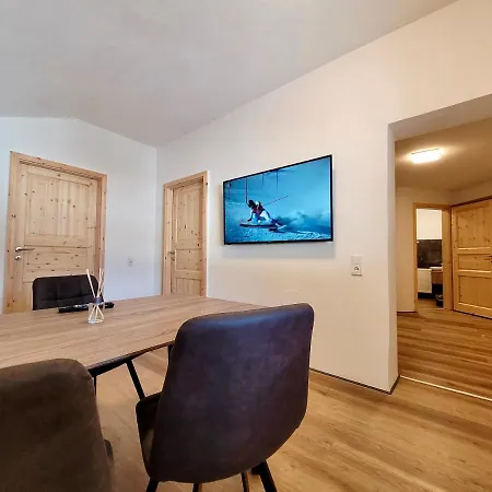 アパート Oberlehengut フラッハウ