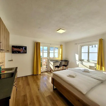 Oberlehengut * フラッハウ